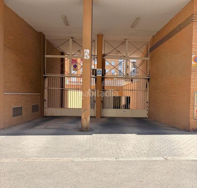 Foto 46a45848-4e0f-4ba6-817e-79a791b29140. Aparcament cotxe a Puerta Bonita Madrid