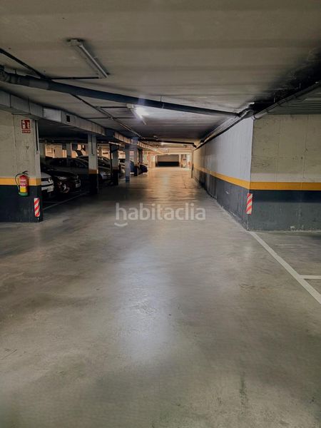Foto f762b6e2-8556-499b-98d5-b06f3c936808. Aparcament cotxe a Puerta Bonita Madrid