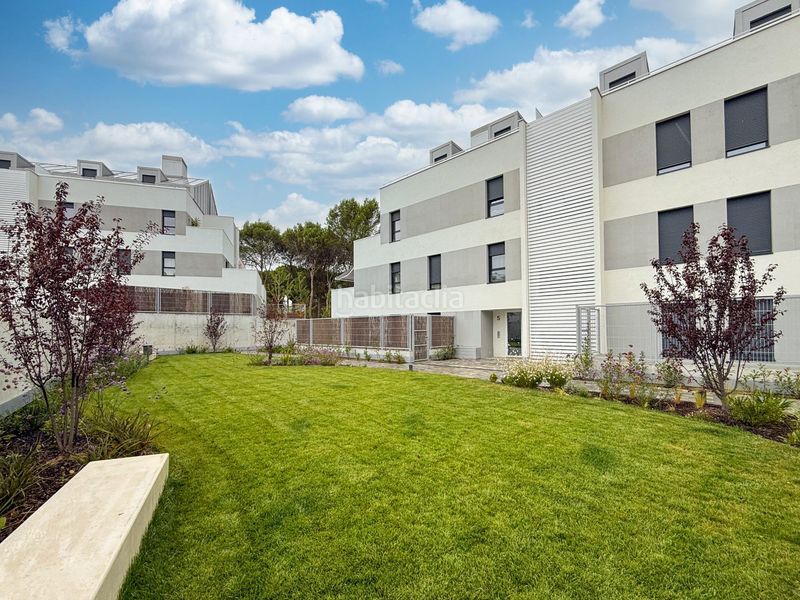 Foto 0d00129a-7ba2-4067-862e-81dcef7a2504. Rent flat with heating parking pool in Cobeña