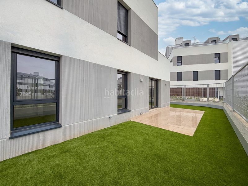 Foto a8a77510-ab07-4882-acfc-2d60249e1494. Rent flat with heating parking pool in Cobeña
