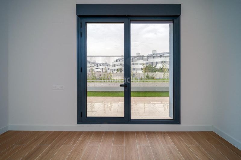 Foto e179d9bb-f2f0-4578-bc27-a67779e65b16. Rent flat with heating parking pool in Cobeña