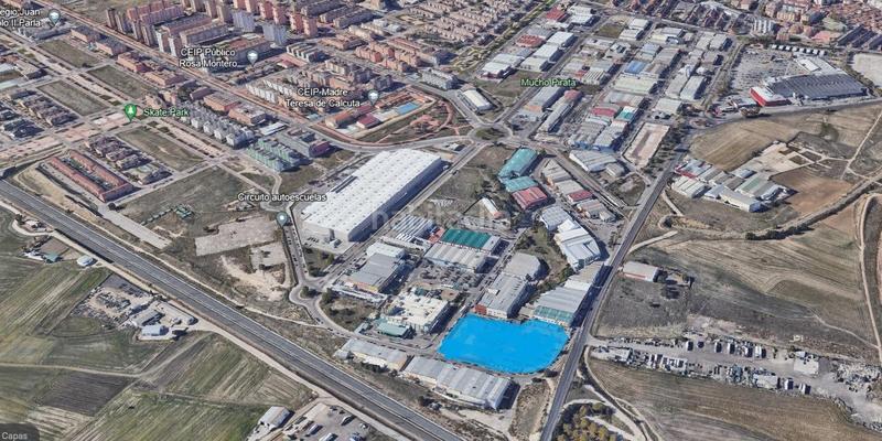 Foto 2036a4a6-7f12-49f3-8c58-f43996fafccb. Wohngrundstück in Pintores-Ferial Parla