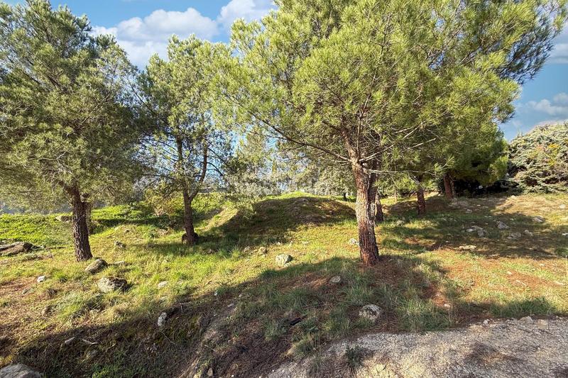 Foto a4e08b1c-554a-43a6-99a9-c8cbfe3bb64f. Terreno residencial en tomillar 38 en El Monte Torrelodones