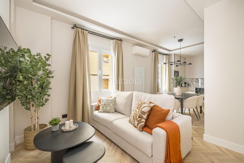 Foto 43877085-e611-4d50-9a79-621dde97852a. Planta baja en Ibiza Madrid