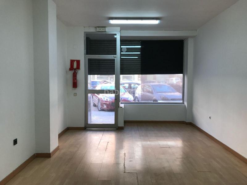 Foto 65787053-f5e2-4b6b-86e2-d1a5d93c4b3d. Local comercial en Canillas Madrid