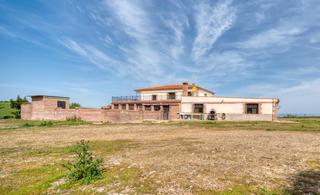 House in San Martín de Pusa. Impresionante casa de campo de 350m2 en parcela de 70.000 m2 lis