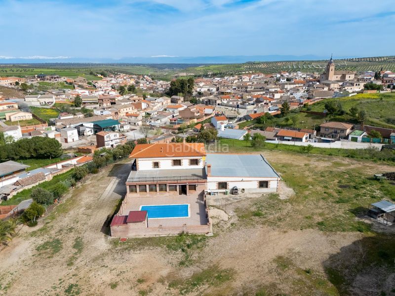 Foto 50b8c634-c564-422c-b687-55f70cb9c262. Casa amb calefacció aparcament piscina a San Martín de Pusa