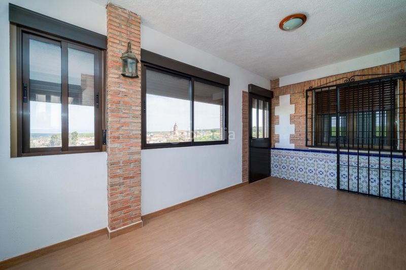 Foto a1742f9b-7bfe-4296-8403-9a3104860584. Haus mit heizung parking pool in San Martín de Pusa