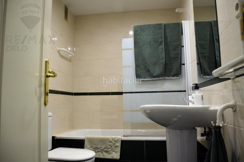 Foto 3d7a374c-64ff-4b87-8d06-f86a7fc042fb. Alquiler apartamento tu refugio perfecto en el corazón en Madrid