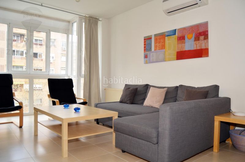 Foto 36a327d7-e7fc-40a2-835c-c6cebc4dd8fe. Lloguer pis amb calefacció piscina a Acacias Madrid