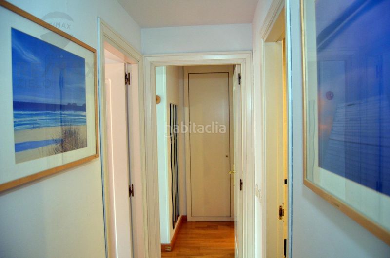 Foto bdc66379-86b5-424b-8e9e-fdc3bdc81e6d. Lloguer pis amb calefacció piscina a Acacias Madrid