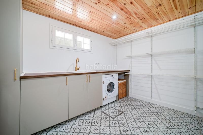 Foto ead881dc-cebd-4a31-b633-47d2970e8fe4. Chalet espectacular chalet de lujo, con acabados de alta calidad, jardin de diseño y piscina, en la mejor z en Valdemorillo