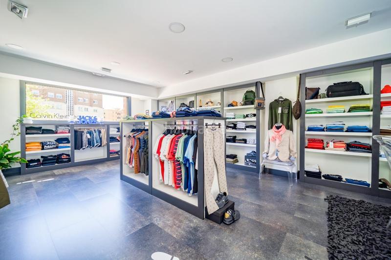 Foto b2d0101e-8937-402b-96a3-94f7bf21ba66. Alquiler local comercial en Plantío - Alcampo Burgos