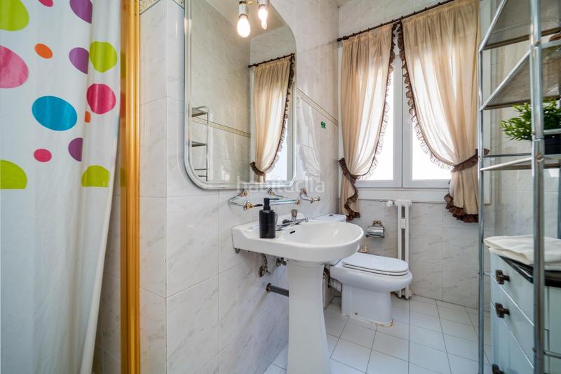 Foto f5248271-4ab0-4f8a-8a42-3a472670069c. Piso en Vallehermoso Madrid