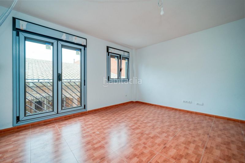 Foto c76ed350-cef4-4559-8b5a-5b1a294fdade. Duplex con riscaldamento in Yuncos