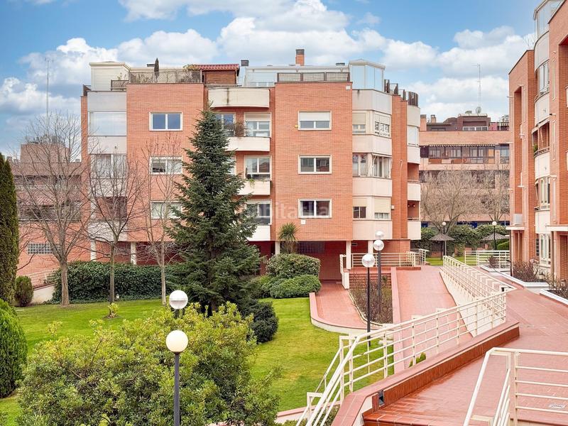 Foto d6be77b0-3f9f-4420-878b-954239e8732c. Affitto attico con riscaldamento parcheggio piscina in Pozuelo de Alarcón