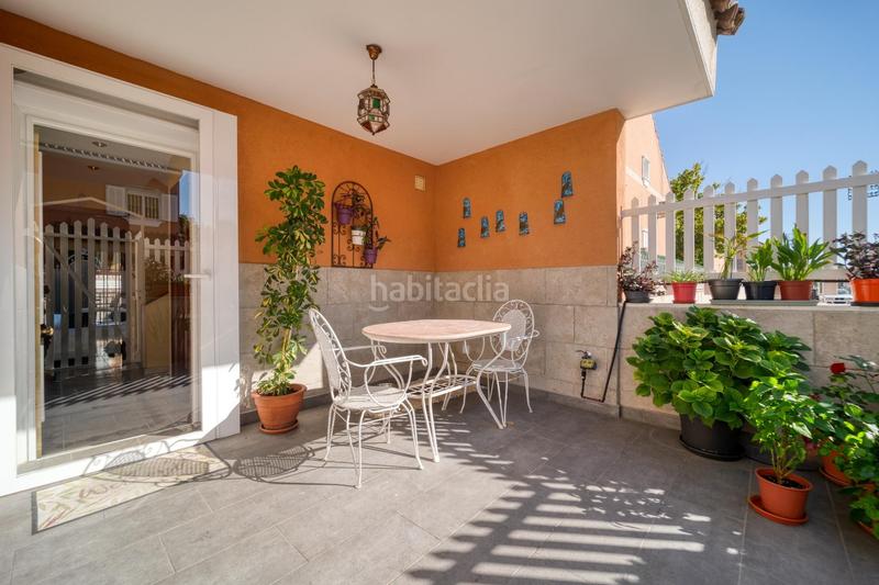 Foto c6a59151-2b9b-4bf7-af1c-9681c6c78641. Casa adossada amb calefacció aparcament piscina a Getafe