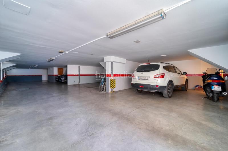 Foto 99642d6e-bfb1-4ad4-9fc7-0a9a75e55911. Semi detached house with heating parking pool in Getafe norte Getafe
