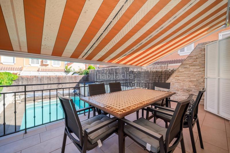 Foto cfb2525f-319e-42f5-a07e-6c471dcc4539. Semi detached house with heating parking pool in Getafe norte Getafe