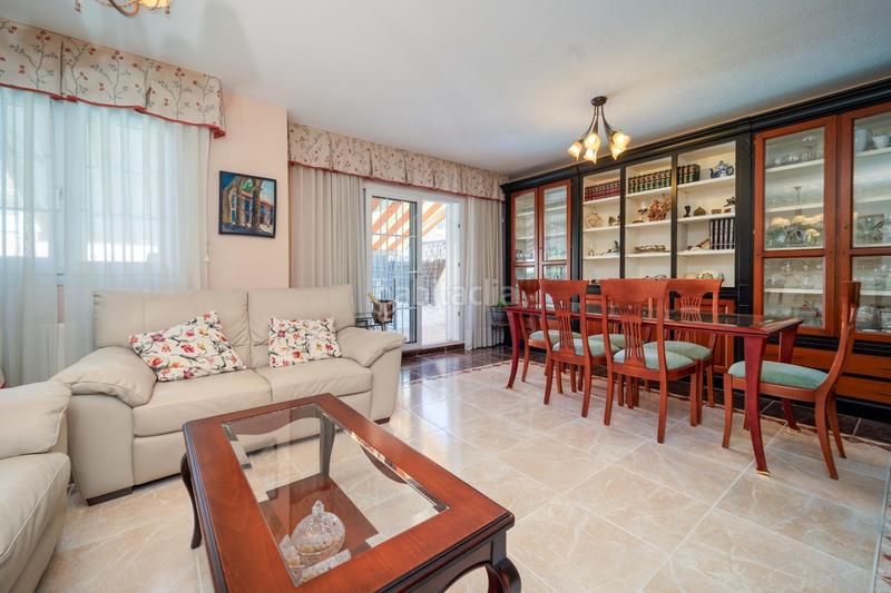 Foto de0638e2-8deb-44fe-927c-96485bb32428. Semi detached house with heating parking pool in Getafe norte Getafe