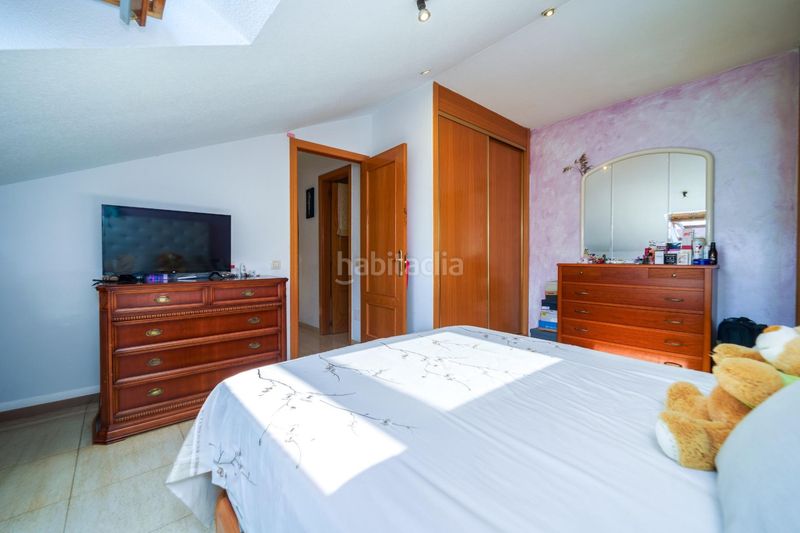 Foto 171f796c-4c73-4248-a86c-e3fb9b8f8d91. Duplex con riscaldamento in Casa Amarilla Galapagar