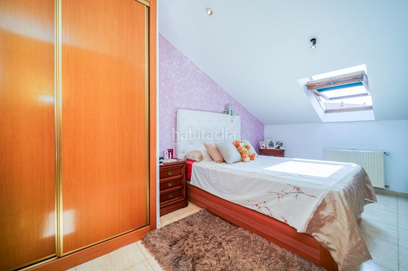 Foto 17d27473-98c9-4c73-81cb-7228d2e0933d. Duplex con riscaldamento in Casa Amarilla Galapagar