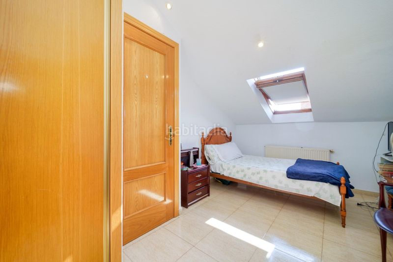 Foto 4df33dab-fdbc-4d25-b05f-7c0f28f2a0af. Duplex avec chauffage dans Casa Amarilla Galapagar