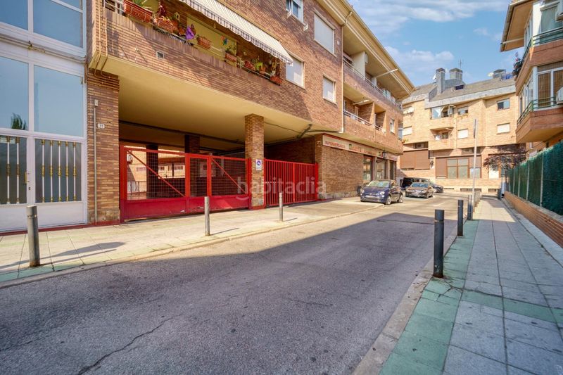 Foto b8e2423f-dff2-4421-88a9-fbd6f3924682. Duplex con riscaldamento in Casa Amarilla Galapagar