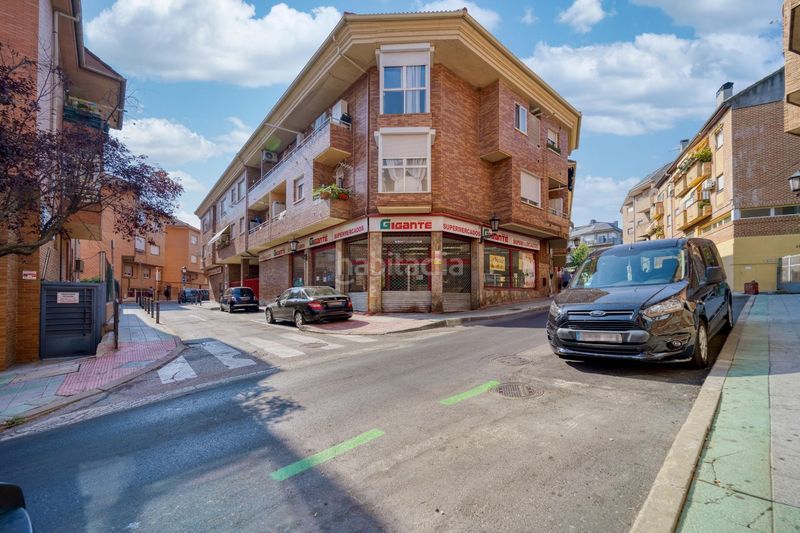 Foto fe4ce952-9629-427c-83e7-0672aa024286. Duplex con riscaldamento in Casa Amarilla Galapagar