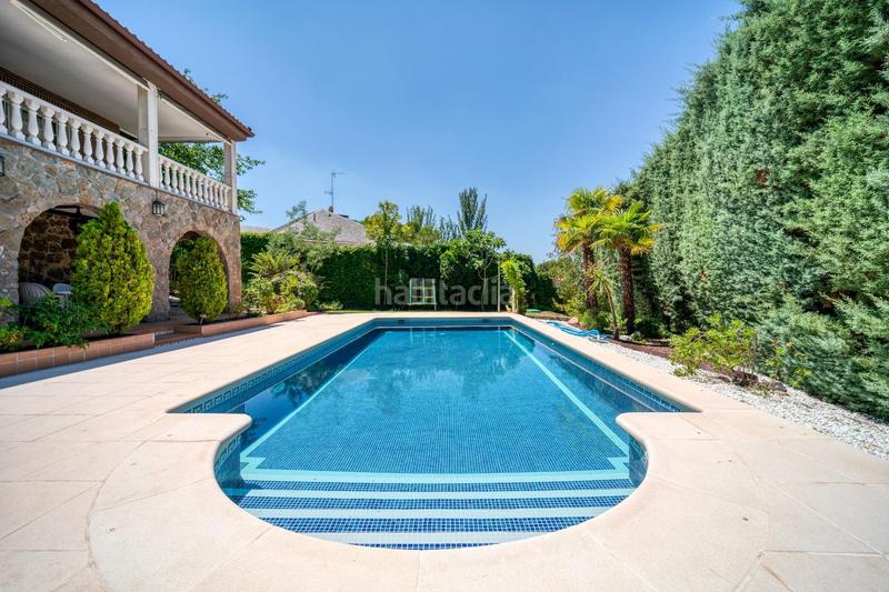 Foto 525718cd-89f3-4a81-b473-cae5bd396230. Chalet mit heizung parking pool in El Monte Torrelodones
