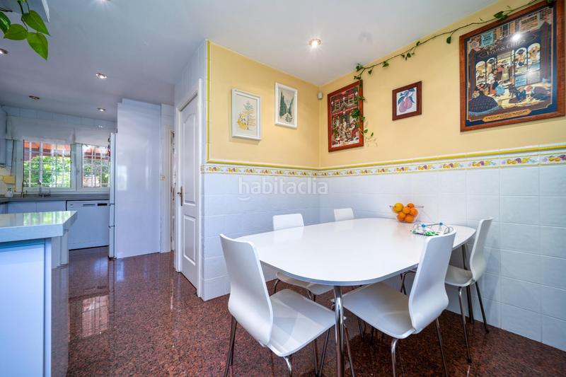 Foto 5950150f-aef5-4366-909d-6a72a05d5827. Chalet mit heizung parking pool in El Monte Torrelodones