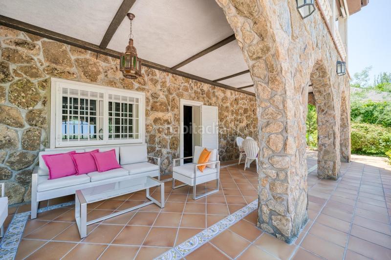 Foto 8fedb609-ec6a-4677-a43c-9e4857dd3dac. Chalet mit heizung parking pool in El Monte Torrelodones