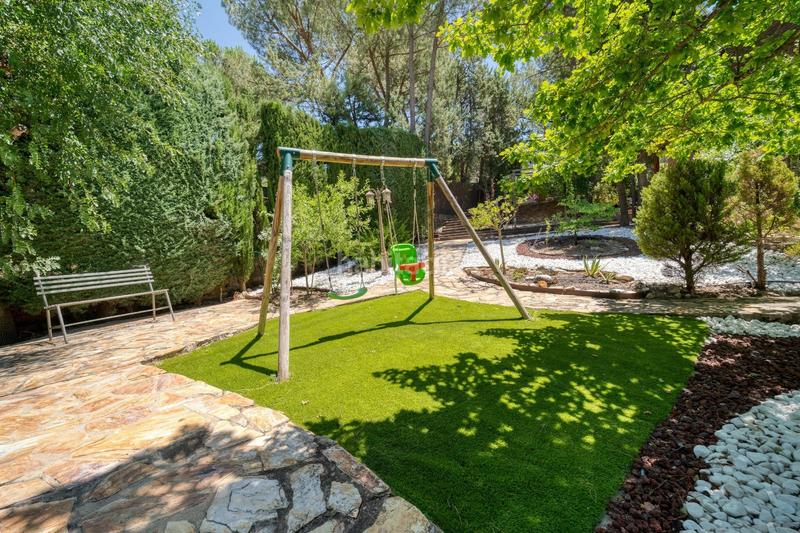 Foto a61d8526-bd51-4612-a5cb-deee0169d95f. Chalet mit heizung parking pool in El Monte Torrelodones