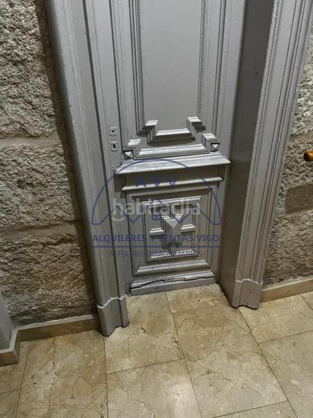 Foto 0577f27e-a3e1-49e6-908f-5a80447b4f27. Flat with heating in Centro - Areal Vigo