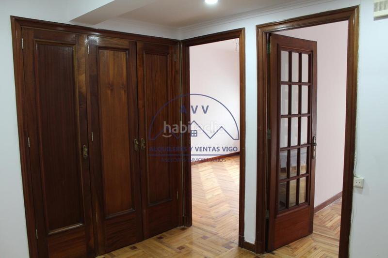 Foto 551046ee-ab86-4771-b79e-313893272fc3. Piso en Camelias - Pi y Margall Vigo
