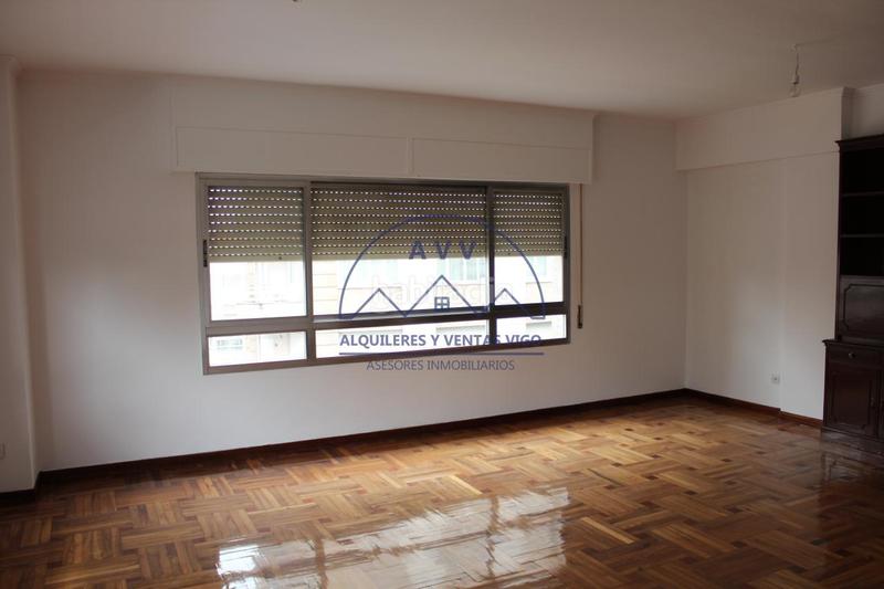 Foto 92a0da8f-3b38-47f1-aabb-345341951bdb. Piso en Camelias - Pi y Margall Vigo