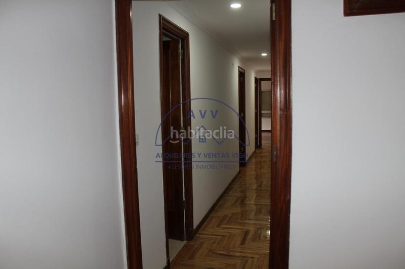 Foto bbf3aaea-0004-456b-af4b-f73bc9c2db1b. Piso en Camelias - Pi y Margall Vigo