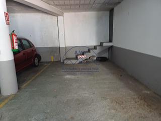 Car parking  Ruiseñor