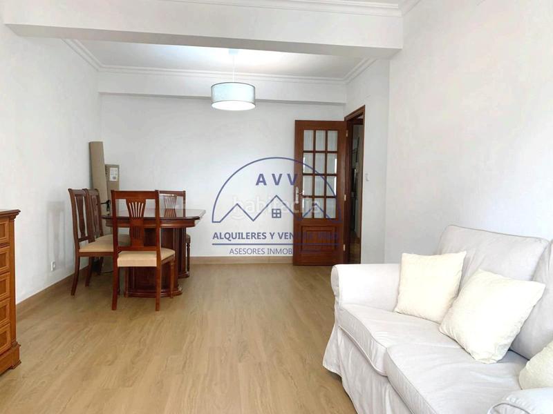 Foto ab878cad-5c6c-4d68-b1a8-88950c5d6d84. Etagenwohnung mit heizung parking in Teis Vigo