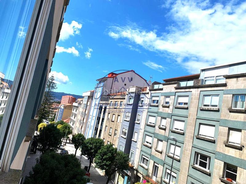 Foto b829ef9c-61a0-480f-8b14-afb623de39e2. Etagenwohnung mit heizung parking in Teis Vigo