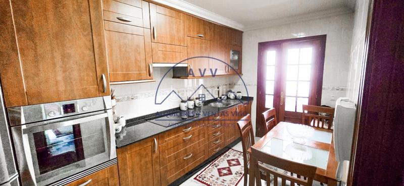 Foto c839d646-55dd-44bb-b354-a28950c569ae. Appartamento con riscaldamento parcheggio in A Salgueira - O Castaño Vigo
