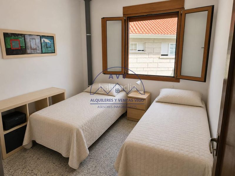 Foto 04a3e775-f8cb-4193-81b7-a53c8827b037. Casa amb calefacció aparcament piscina a Valadares - Beade Vigo