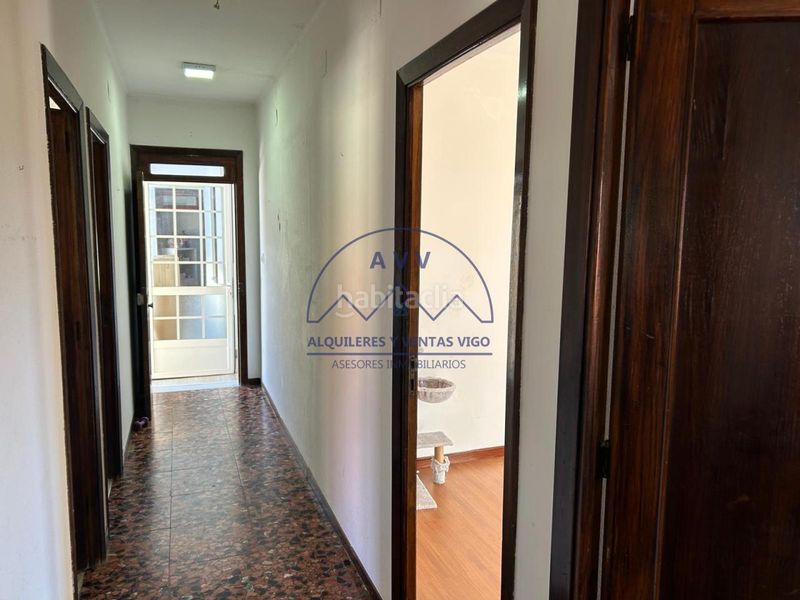 Foto 075cb951-3205-4dfa-bab0-f003d2426384. Casa amb calefacció aparcament piscina a Valadares - Beade Vigo