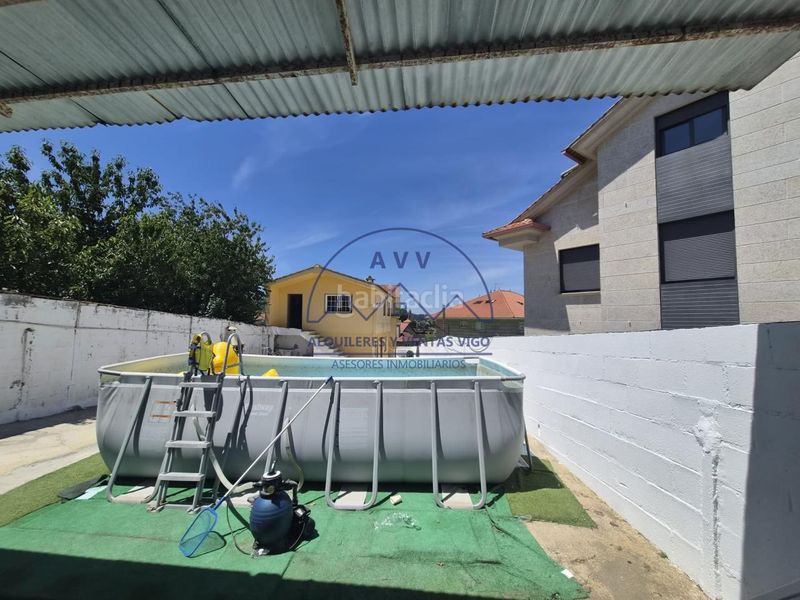 Foto 938fefb9-db2f-4b65-a21d-86814250e642. Casa amb calefacció aparcament piscina a Valadares - Beade Vigo