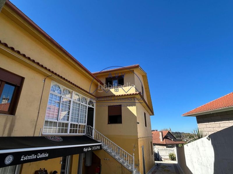 Foto ae2a6dcd-d0e6-4013-86ef-c1c3c1f56e70. Casa amb calefacció aparcament piscina a Valadares - Beade Vigo