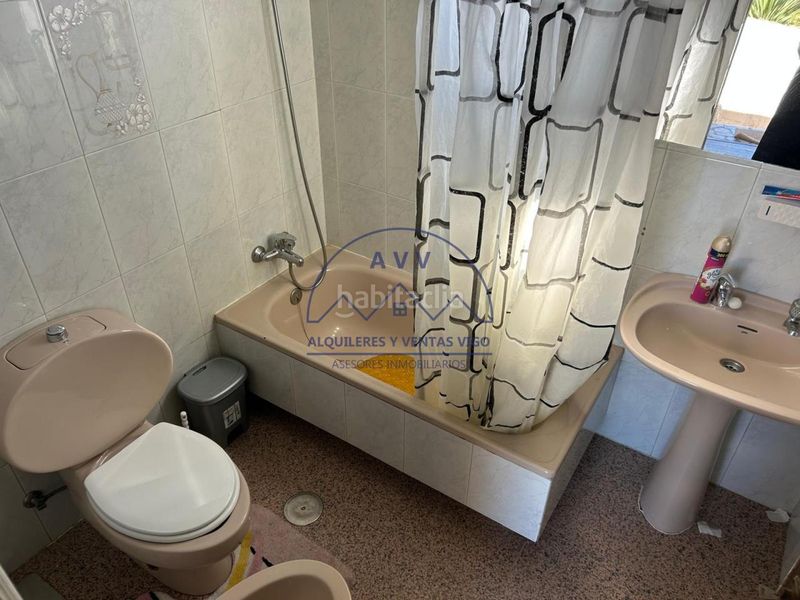 Foto bb1ae69e-5189-47a5-9807-8c58e83b3a9a. Casa amb calefacció aparcament piscina a Valadares - Beade Vigo