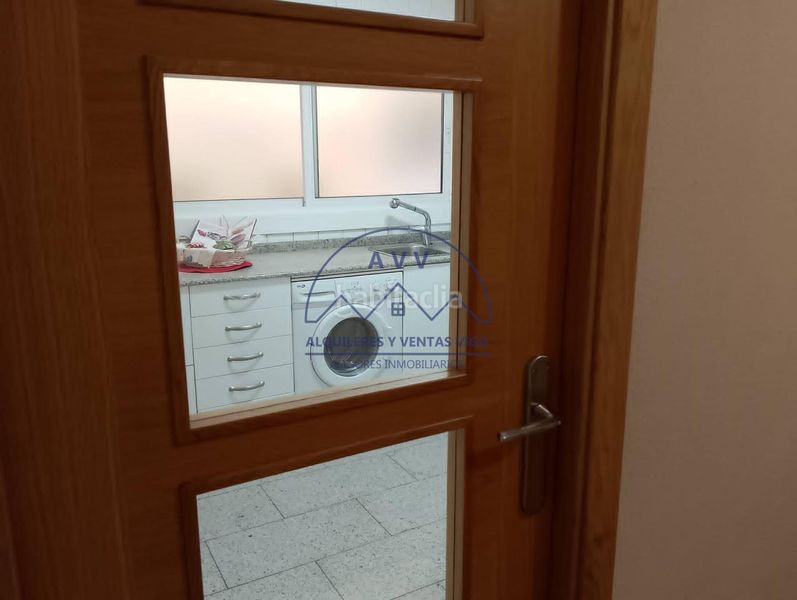 Foto cc6b4152-b2e9-432a-914d-9bb07bc8a068. Piso en Plaza España - Corte Inglés Vigo