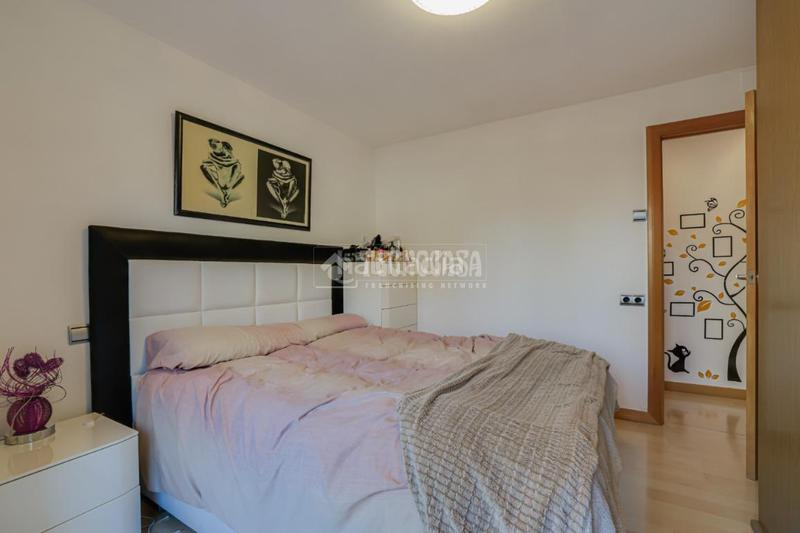 Foto f9d89bef-9587-47d3-9603-8c1f81c0bca2. Piso  en venta en Centre Ripollet