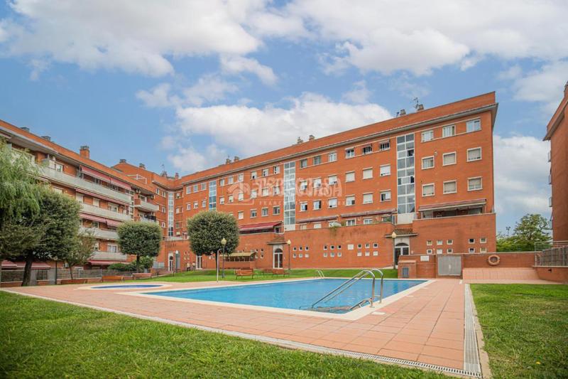 Foto dff62d18-9438-4592-a091-31a830986e29. Piso  en venta en Can Clos-Pinetons Ripollet