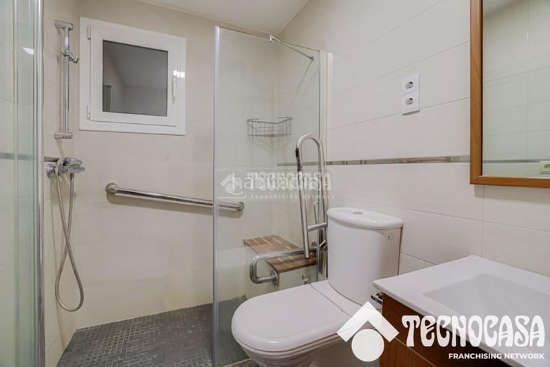 Foto 6241eb45-7145-4728-a37a-26f6d9b2ff0f. Piso  en venta en Can Clos-Pinetons Ripollet